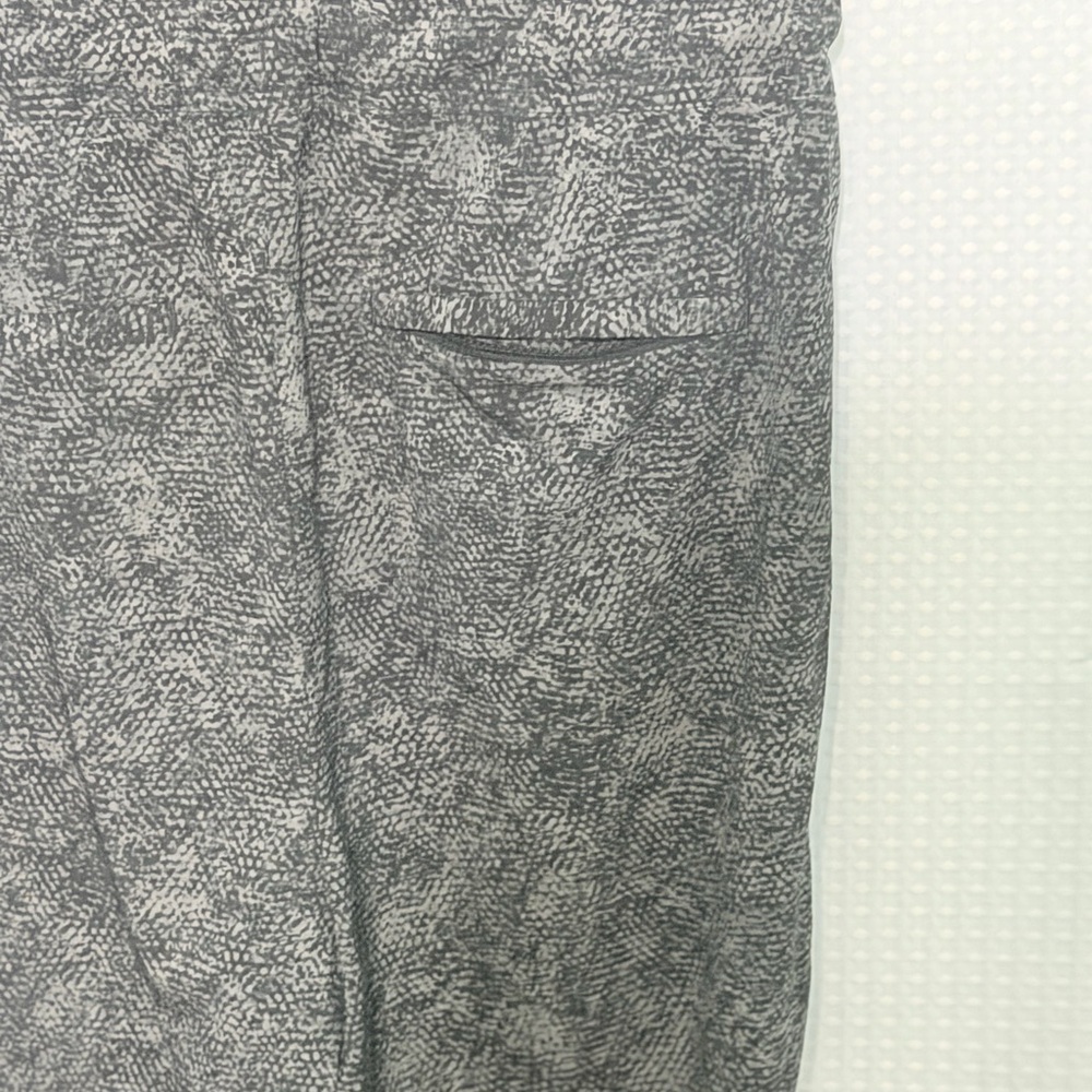 Athleta Topanga Printed Jumpsuit Viper Black Adjustable Waist Pockets Size S - Picture 7 of 8
